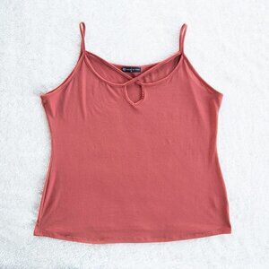Fashion to Figure Strappy Keyhole Cami size 2